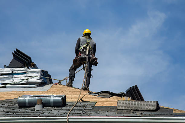 Professional Gutter Installation technician working in Ellsworth, WI